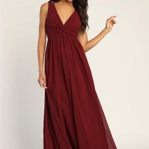Lulus “Easy to love you” Twist Front in Burgundy, Medium